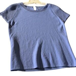 Charter Club size medium periwinkle short sleeve knit beaded top stretch